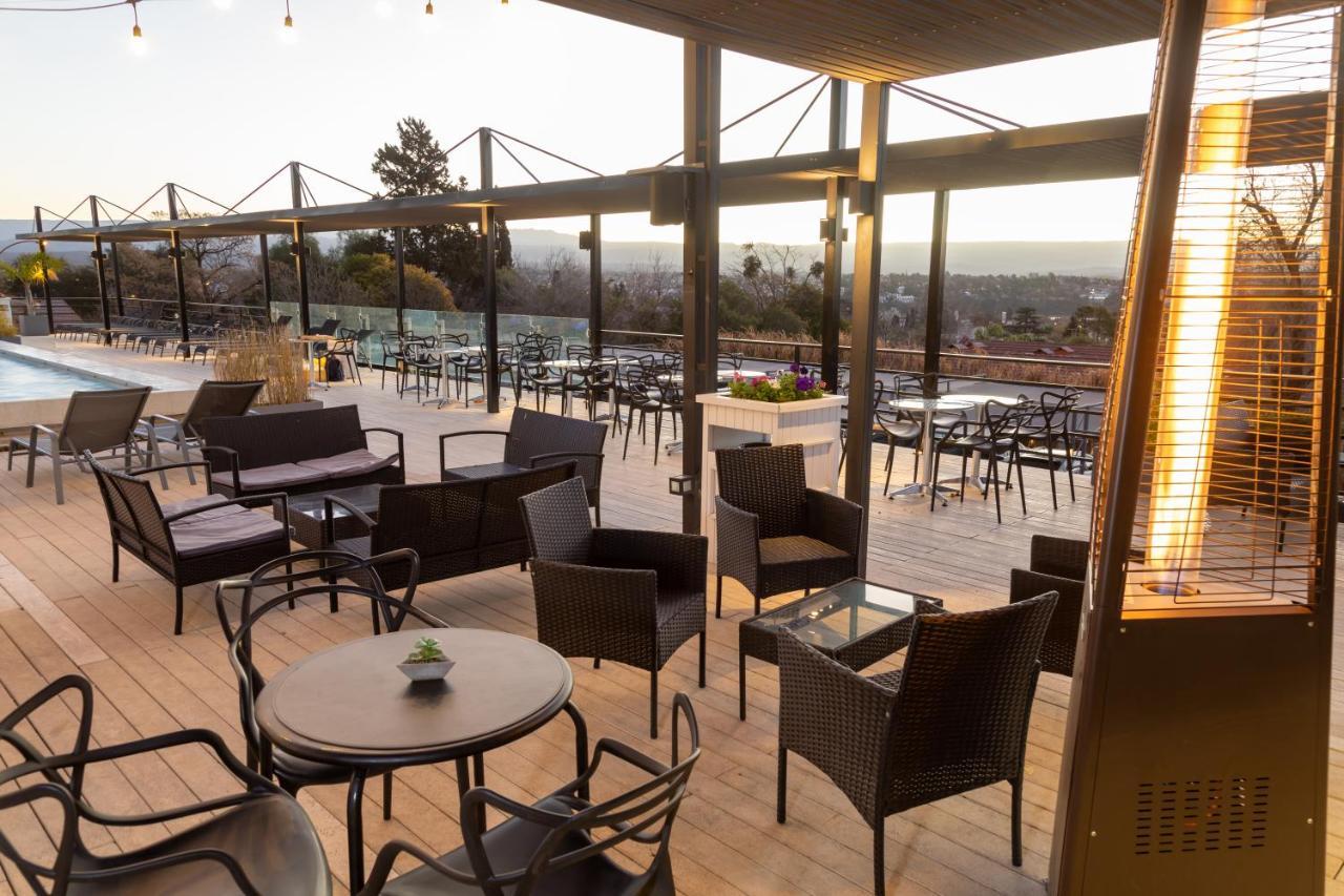 Pinares Panorama Suites, Spa & Convention Center Villa Carlos Paz Exterior photo
