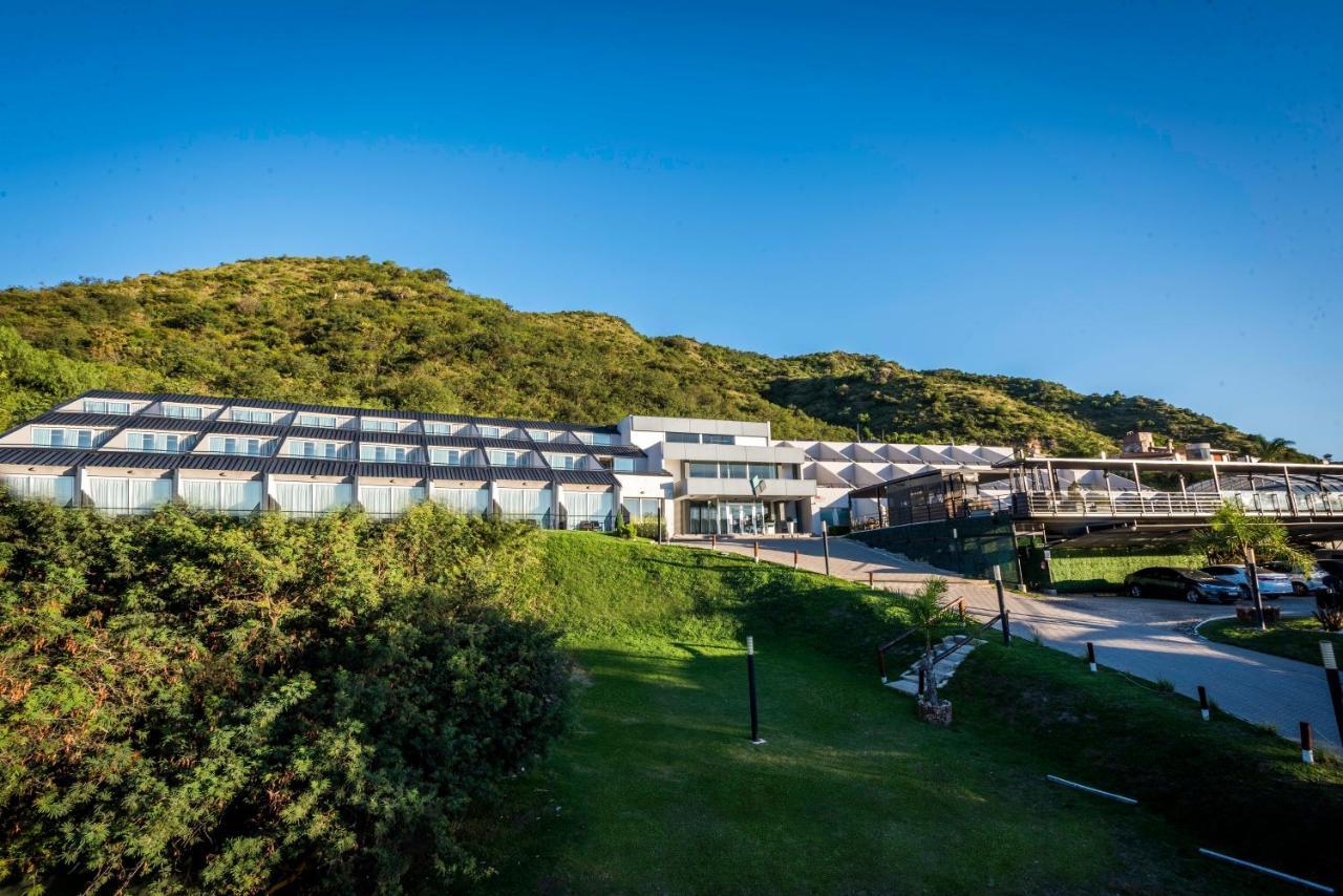 Pinares Panorama Suites, Spa & Convention Center Villa Carlos Paz Exterior photo
