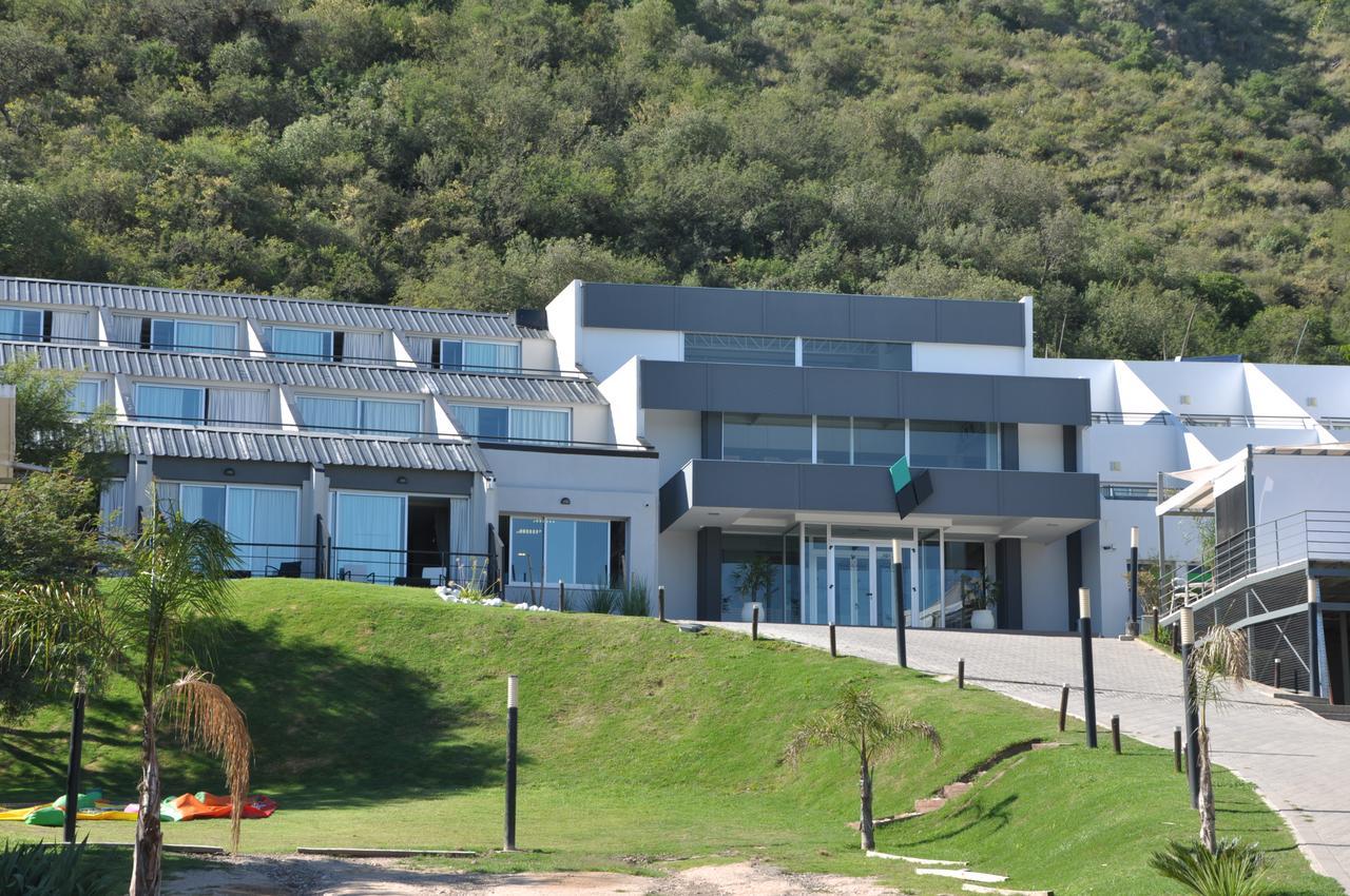 Pinares Panorama Suites, Spa & Convention Center Villa Carlos Paz Exterior photo